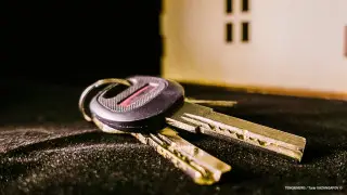 Потерянные миллионы: что может случиться при покупке квартиры по доверенности