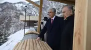 Токаев и Мирзиеев осмотрели горнолыжный кластер Алматы