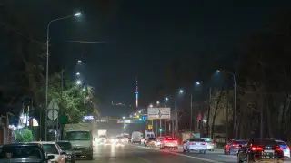 Потемки большого города: что происходит с уличным освещением Алматы