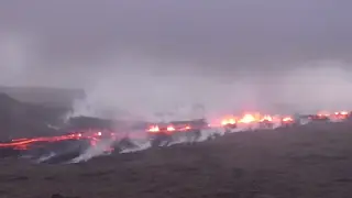 С популярного туристического курорта в Исландии эвакуировали людей