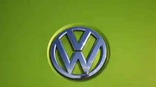 Volkswagen официально остановил поставки авто в США