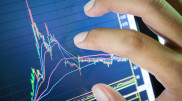 Цены на нефть упали до минимума с 2021 года