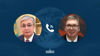 Токаев пригласил президента Сербии в Казахстан