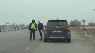 “Людей обманывают, грабят“ - вице-министр об инциденте с иностранным блогером