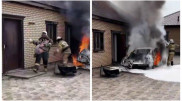 Загорелся автомобиль: мать с ребенком эвакуировали спасатели в Атырау