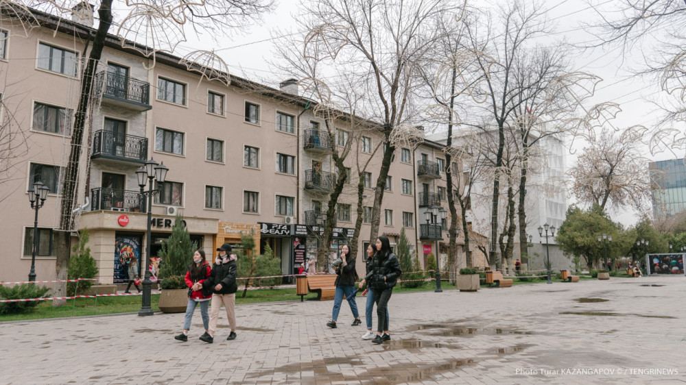 “И люди, и погода в этом месте особенные“: Токаев обратился к жителям Шымкента
