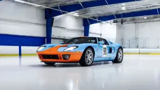 Еще один суперкар Уэйна Гретцки выставили на аукцион