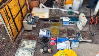 Поездка “на работу“ обернулась 18 годами тюрьмы для иностранцев в Казахстане