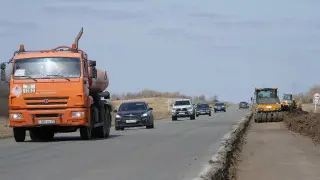Полоса в обе стороны впервые появится на трассе в Казахстане