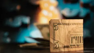 Тенге укрепился: что с курсом доллара 18 апреля