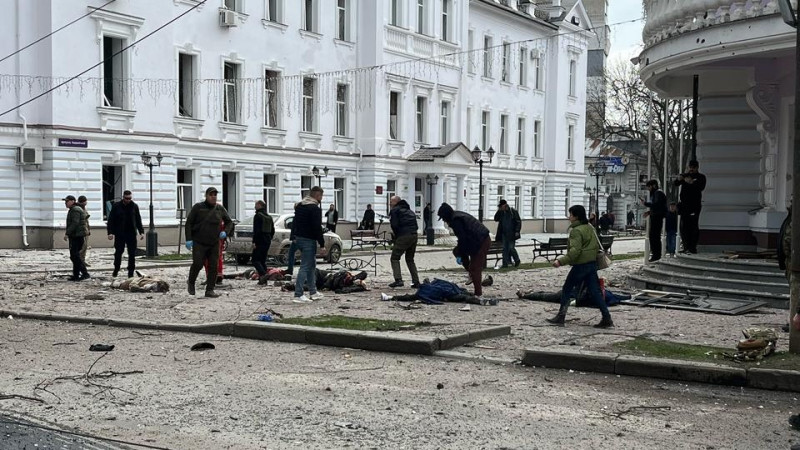 Последствия российского удара по Сумам. ©️ x.com/ZelenskyyUa