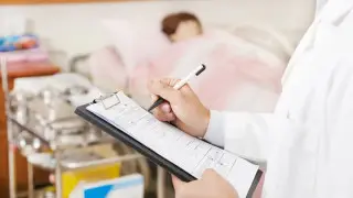 Спецкомиссия проверяет работу районных больниц на юге Казахстана