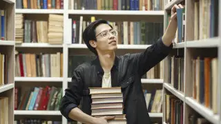 Что мешает развитию книжной культуры в Казахстане - мнение экспертов