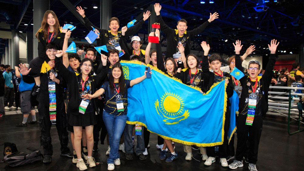 Школьники из Алматы стали призерами мирового чемпионата в Хьюстоне