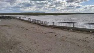 Мост признали аварийным, объезд затопило: жители сел Терсакан и Казахстан обратились за помощью