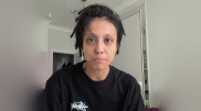 Певица BikaBreezy пожаловалась на полицию Алматы и записала обращение