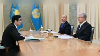 Токаев принял главу “Байтерека“ и поручил усилить поддержку экономики