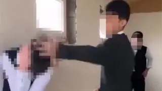 Новые цены на такси, тревожное видео из школы: о главном в Казахстане сегодня