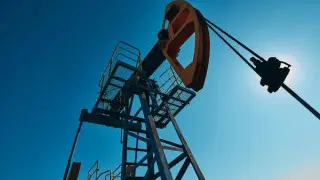 Цена нефти Brent упала ниже 60 долларов за баррель