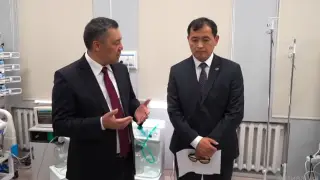 “Зачем я тебя назначал?“ Президент Кыргызстана публично отчитал министра здравоохранения