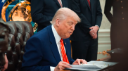 Трамп призвал Москву и Киев к 30-дневному “безоговорочному прекращению огня“