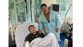 В сети появилось фото Руслана Берденова в больнице