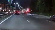 Honda вылетела в арык после неудачного маневра в Алматы - момент попал на видео