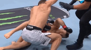 Озвучен гонорар казахстанца за самый быстрый нокаут в UFC