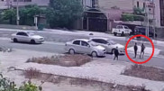 Детей сбили на пешеходном переходе в Актау: страшные кадры появились в сети