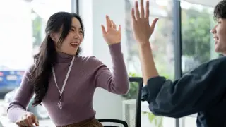 Бесплатные туалет и лифт: в Китае вакансия насмешила СМИ и соцсети