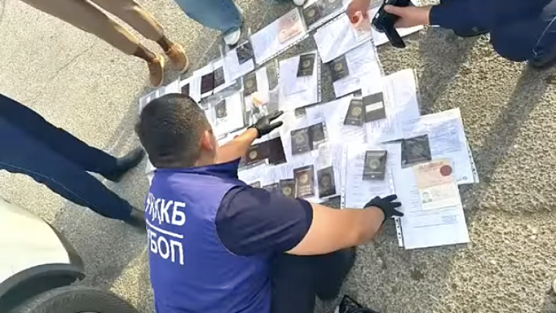 Кадр из видео с сайта Polisia.kz