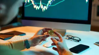 Казахстанцам разрешат покупать и продавать криптовалюту: поправки готовы