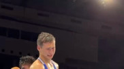 Казахстанский боксер не сдержал слез после боя в финале чемпионата Азии