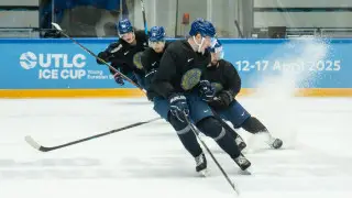 Казахстан привез на чемпионат мира рекордную делегацию - за чей счет?