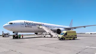 Российский самолет экстренно сел в Актобе: пассажирка скончалась