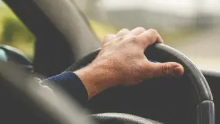 Водитель умер за рулем в Астане: авто вылетело на тротуар