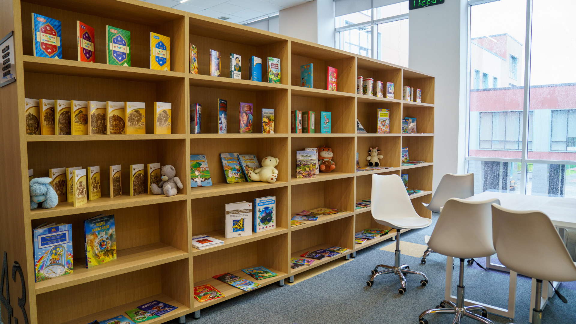 Названы 100 лучших школ Казахстана - полный список