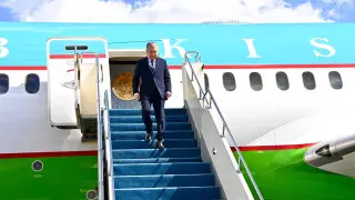 Президент Узбекистана прибыл в Астану