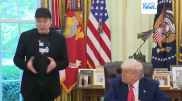 “Илон на самом деле не уходит“:  Трамп проводил Маска в Овальном кабинете