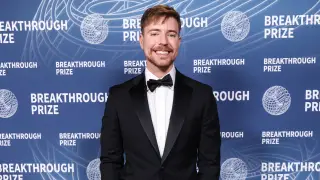 Блогеру-миллиардеру пришлось занимать деньги на свадьбу