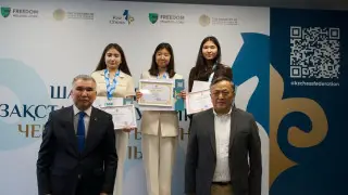 14-летняя школьница выиграла взрослый чемпионат Казахстана по шахматам