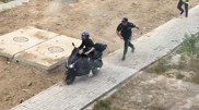 В Шымкенте полицейский выбрал нестандартный способ остановить мопедиста