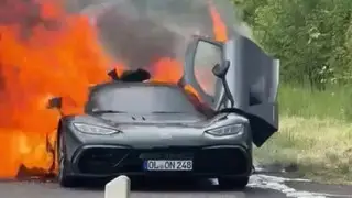 Костер за 3 миллиона долларов: в Германии сгорел Mercedes-AMG One. Видео