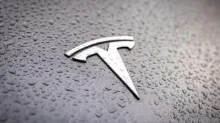 Ссора Маска и Трампа обернулась резким падением акций их компаний