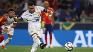 Мбаппе сотворил историю и побил рекорд легенды