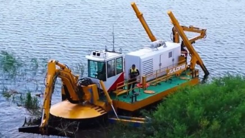 Кадр из видео