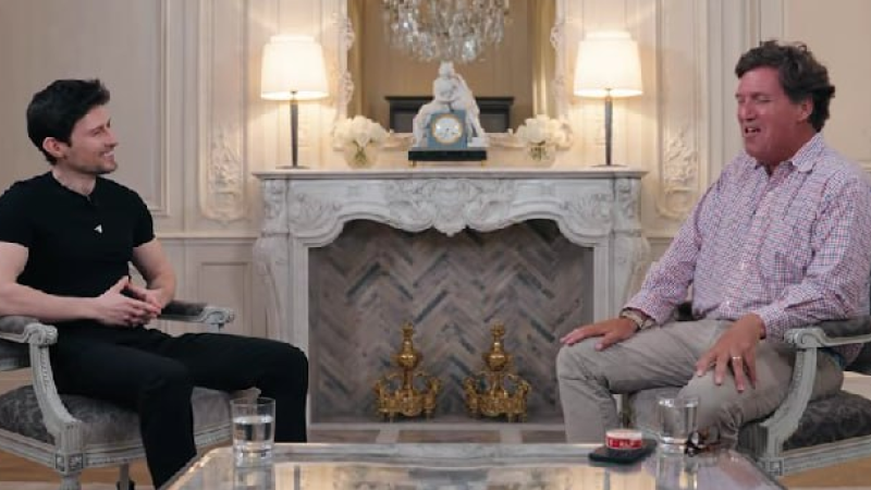 Кадр из видео: x.com/TuckerCarlson