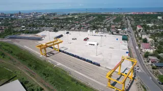 Казахстанская компания открыла логистический терминал в Грузии