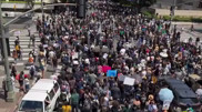 Протесты против депортаций: еще в одном городе США ввели комендантский час