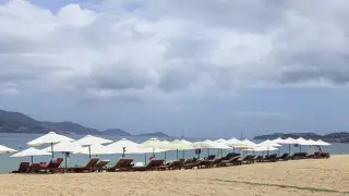 Небывалый тайфун “взял в заложники“ казахстанцев в Китае